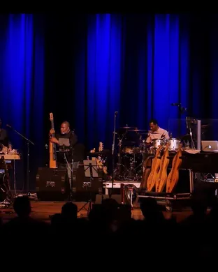 Bruce Hornsby And The Noisemakers Madison