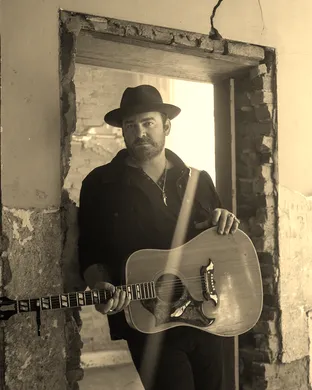 Lee Brice Lake Delton